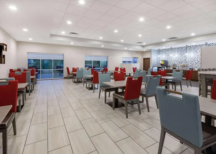La Quinta Inn & Suites By Wyndham Jackson-Cape Girardeau